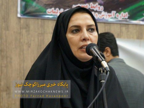 زینب فرح بخش به سمت شهردار جدید تولمشهر (مرجقل) منصوب و معرفی شد.