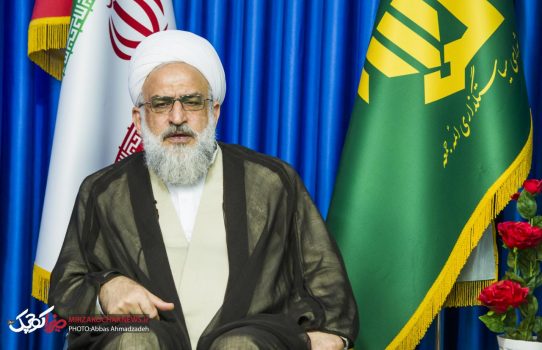 فعالیت بیش از 40 هزار نفر در ستادهای نماز جمعه کشور فعالیت بیش از ۴۰ هزار نفر در ستادهای نماز جمعه کشور