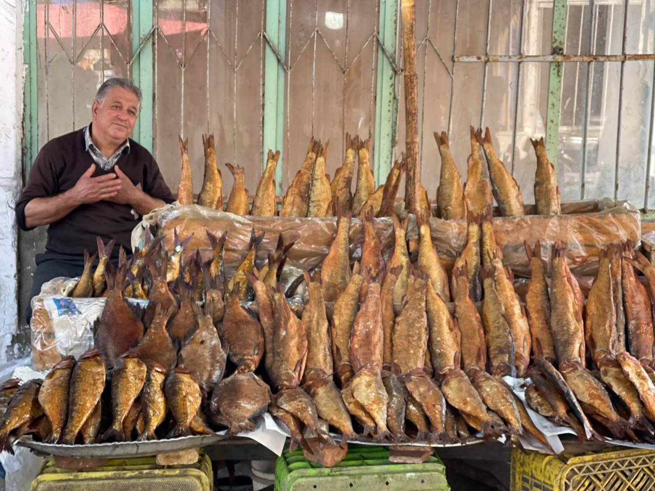 رونق دوباره بازارچه قدیمی گوراب زرمیخ با اجرای طرح انتقال بازار هفتگی